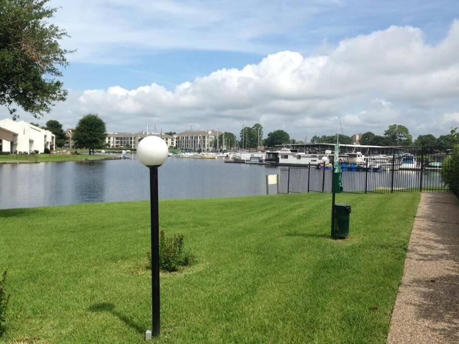 Lakeside Daze! Montgomery Exterior foto